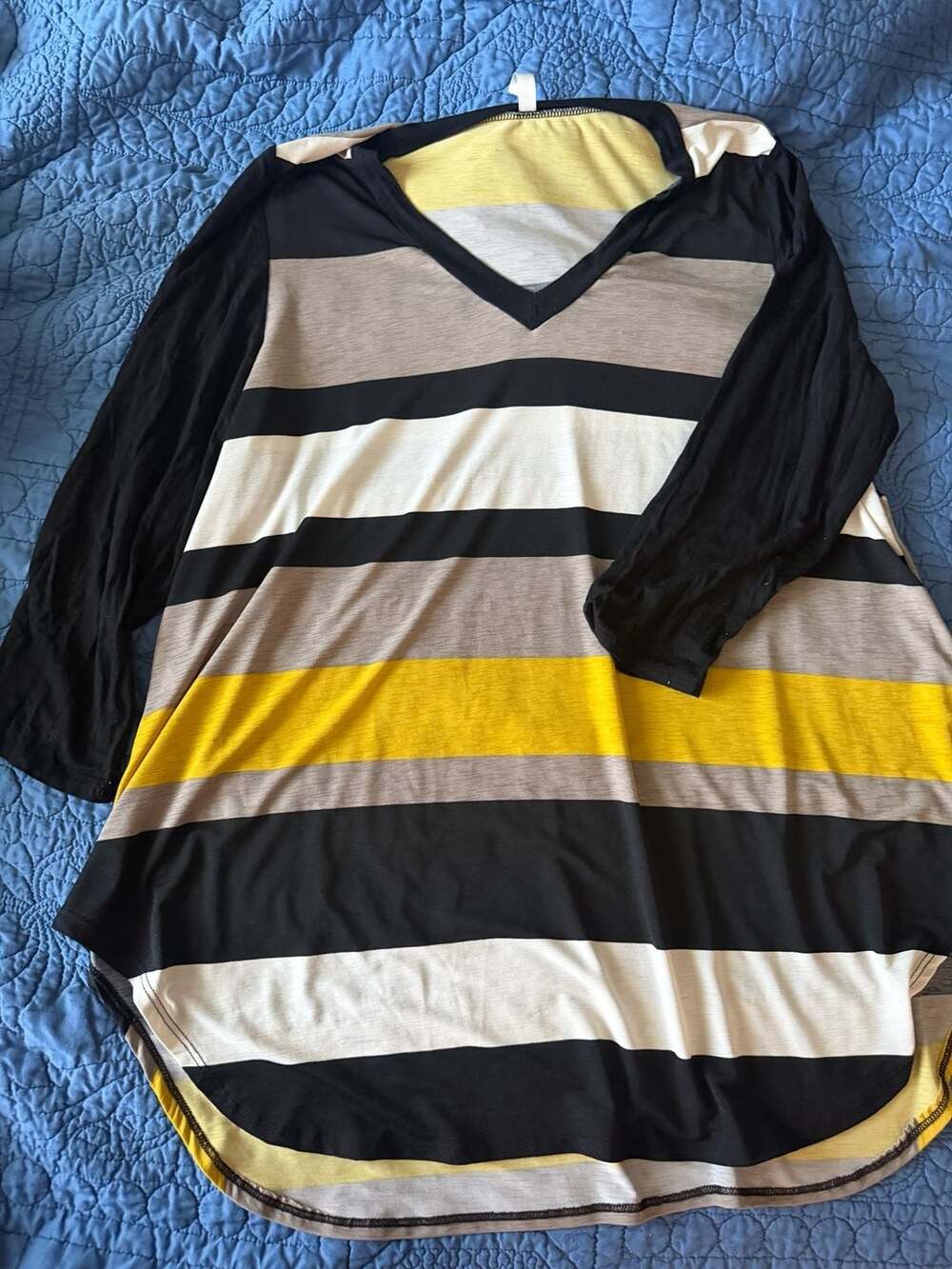 Emerald Women's Multicolored Striped V-Neck Long Sleeve Tunic Top